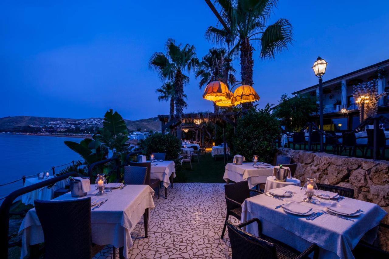 Hotel Lido Degli Scogli Кротоне Экстерьер фото