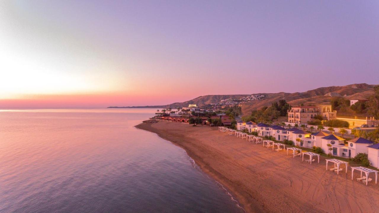 Hotel Lido Degli Scogli Кротоне Экстерьер фото